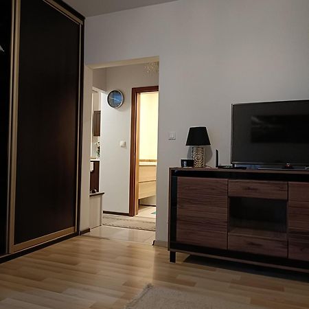 Apartament Paderewskiego 1 Zielonka  Luaran gambar